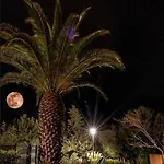 Le Jardin Cache 사나리쉬르메르
